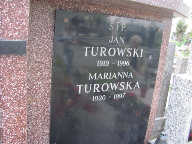 Jerzy Turowski 1945 Radzymin - Grobonet - Wyszukiwarka osób pochowanych