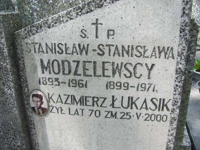 Tadeusz Modzelewski 1929 Radzymin - Grobonet - Wyszukiwarka osób pochowanych