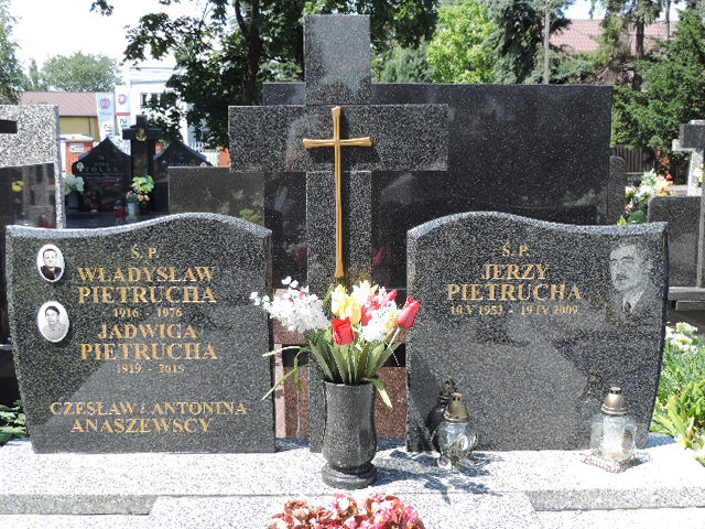 Władysław Pietrucha 1916 Radzymin - Grobonet - Wyszukiwarka osób pochowanych